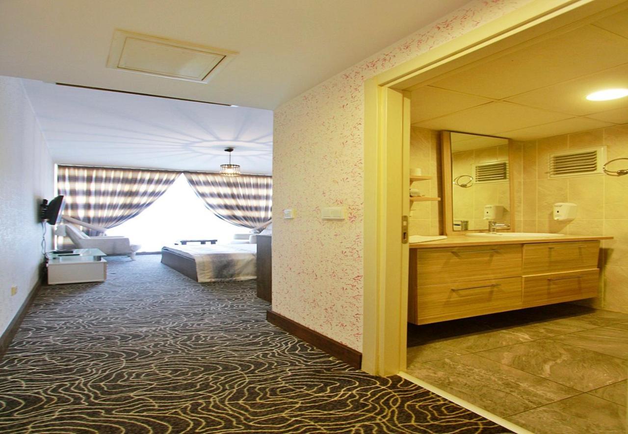 Red House Vip Apartmant Suites Stambuł Zewnętrze zdjęcie